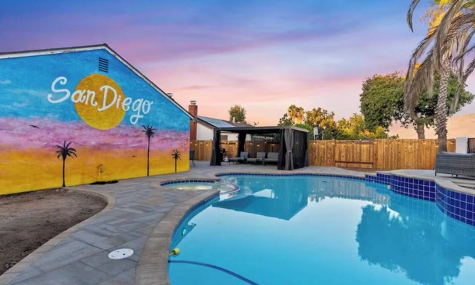 La Presa Maison | San Diego Lakeview Paradise: Heated Pool & Spa!