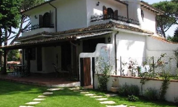 Colonia Elena Villa | San Felice Circeo: Magnifique Villa à la résidence exclusive sur la mer avec accès privé à la plage