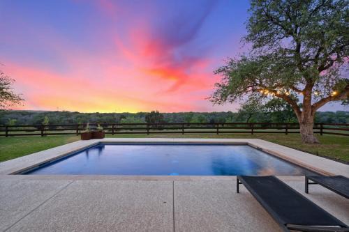 Liberty Hill Maison | San Gabriel Sangria Views Pool River on 2 Acres