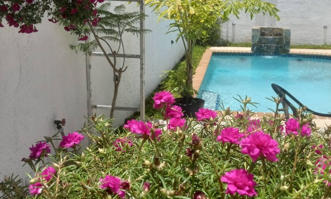 Cupey Villa | San Juan, Villa Mifany w/POOL, outdoor kitchen /BBQ, 15 mins from beaches