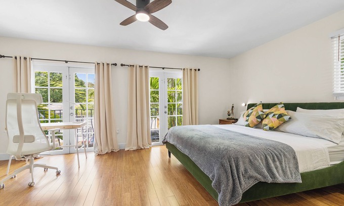 Coconut Grove Maison | Sanctuary with private patio near Parks, Dining, Yacht Club, Marina, CocoWalk.