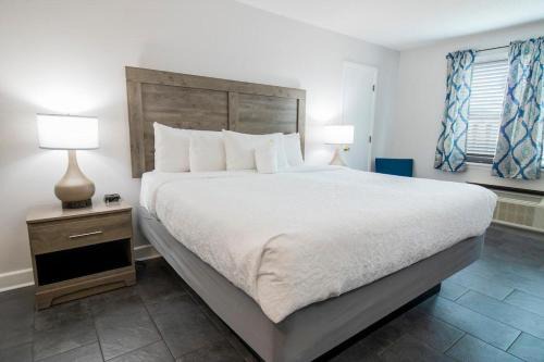 Litchfield by the Sea Appartement | Sand and Sun Resort View King Room 2nd Floor