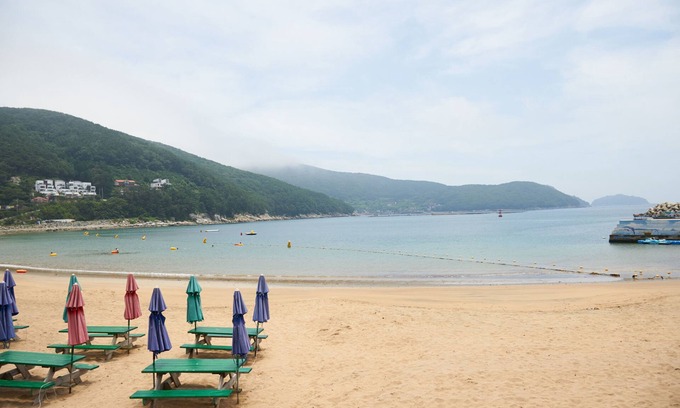 Irun-myeon Maison | Sand Beach Pension
