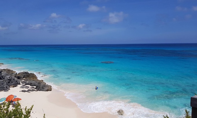 Warwick Appartement | Beach Front Studio Apt Centrally Located in Bermuda