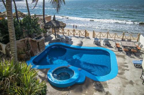 Mazatlan Appartement | Sandcastle Beachfront Villa With Pool