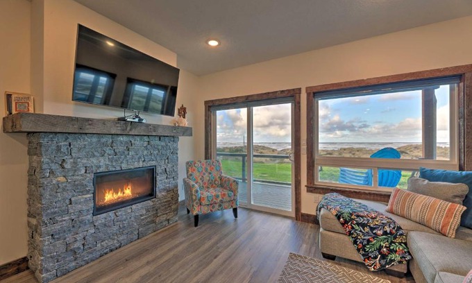 Waldport Maison | Sanderling Sea Cottages, Unit 6 with Beach Access!
