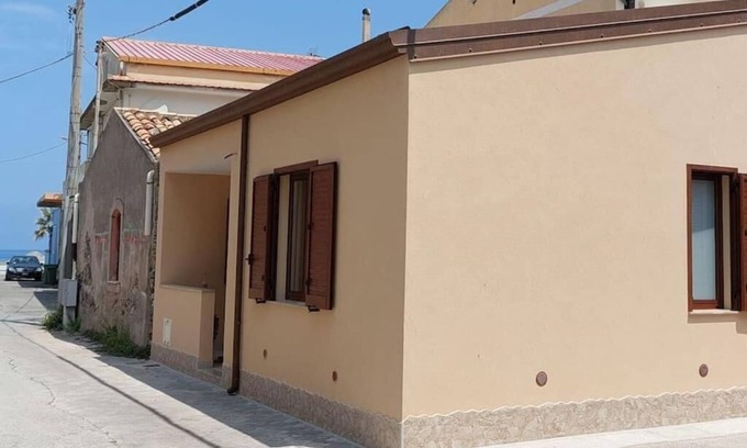 Mongiove Maison | Sands of Jupiter 68 meters from Mongiove beach, Sicilian Tyrrhenian coast