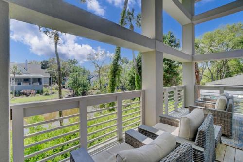 Isle of Palms Maison | Sandwedge 7 by Wild Dunes, Luxury Home with Resort Amenity Access
