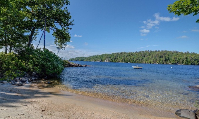 Standish Cottage | FRIDAY TO FRIDAY rental located on the northeast shore of Frye Island