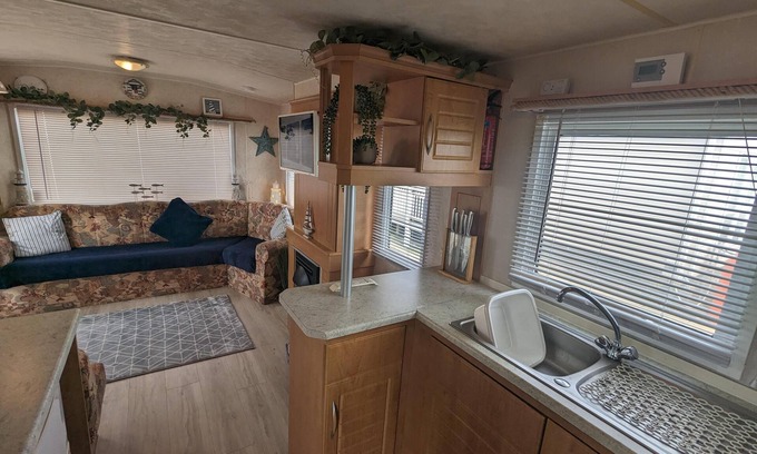 Anderby Creek Cabine | Sandy Paws Anderby Creek - Very Dog Friendly
