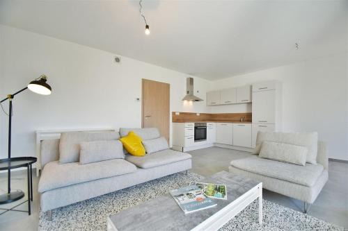 Outremeuse Appartement | Sandy Shores Serenity Flat Liège Centre