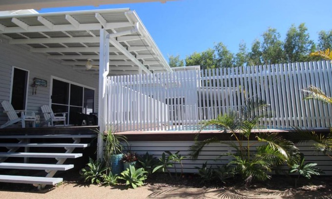 Horseshoe Bay Maison | Sandy Toes Beach House