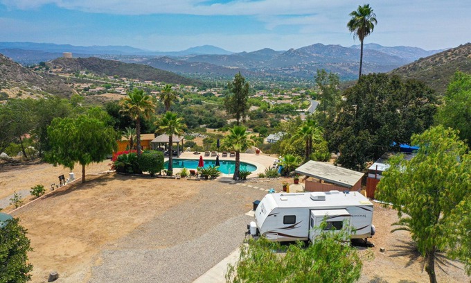 San Diego Country Estates Maison | Sangria La wine country with pool and amazing views!
