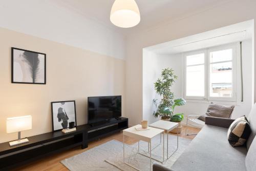 Collblanc y La Torrassa Appartement | Santiago Apartments by Olala Homes