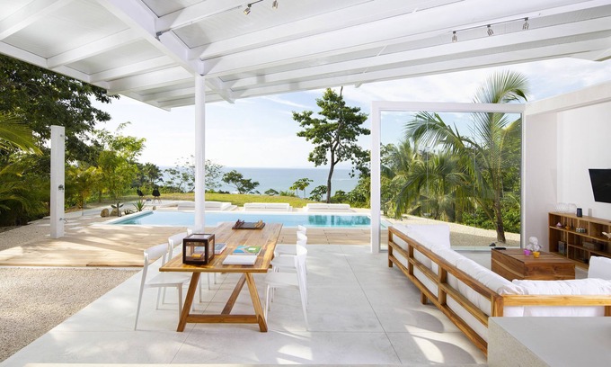 Manzanillo Villa | Villa Santiago Hills
