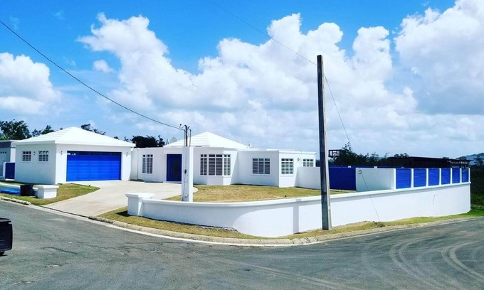 Guzman Abajo Maison | Santorini In Puerto Rico Inc. Since 2017...