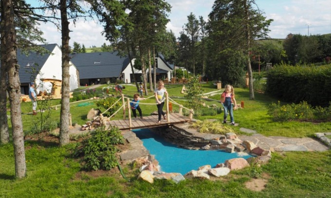 Luxembourg Ardennes Villa | Sapinière Type F16 - Ocho Habitaciones Villa, Capacidad 16