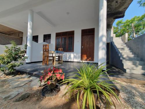 Thalaramba Maison | Sapphire Guest Mirissa