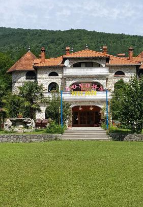 Buzet Maison | Sara