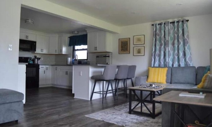 Grove City Maison | Sarah's Place, Grove City