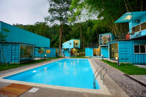 Hulu Selangor Cabine | Sarang by the brook