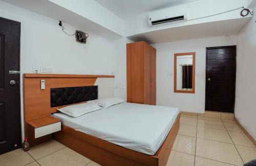 Kochi Hôtel | Saras Lodge