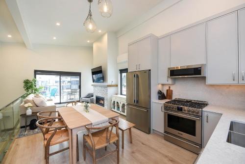 Black Creek Maison | Saratoga Escape at the Beach House