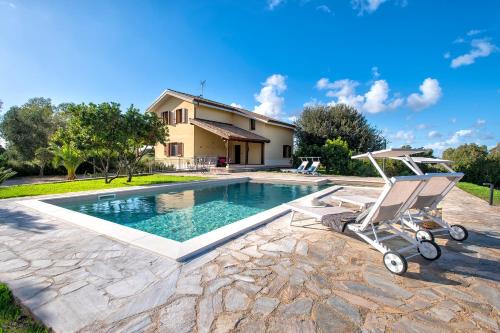 Olmedo Villa | SARDINIA RE - Villa Gialla