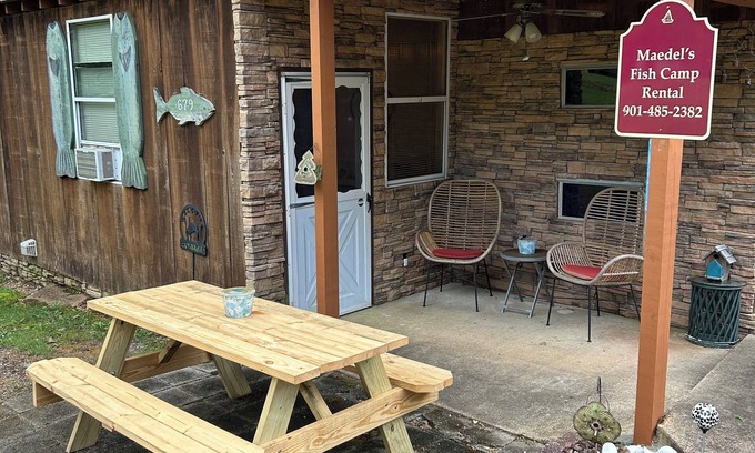Independence Cabine | Sardis Fish Camp north side near Holiday Lodge/Teckville, 1 mile from boat ramp