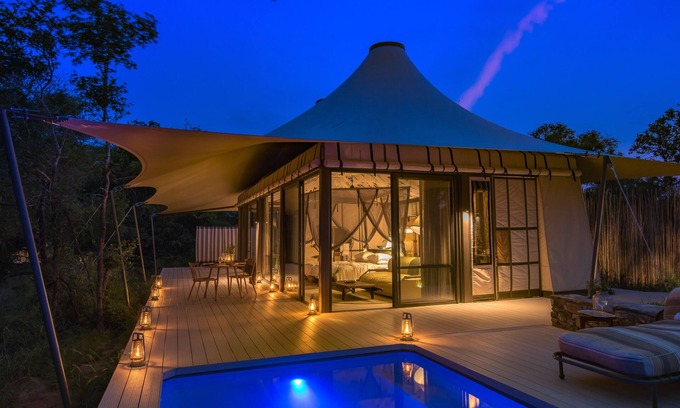 Thorny Bush Game Reserve Cabine | Saseka Tented Camp