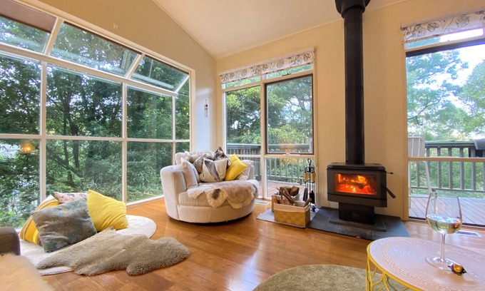Sassafras Maison | Sassafras Treehouse in The Dandenong Ranges, Victoria