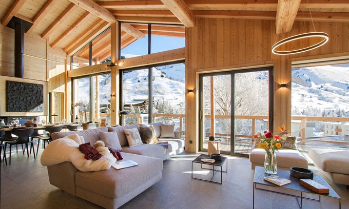Les Deux Alpes Chalet De Ski | Sauna, bain à remous, vues imprenables et plus !