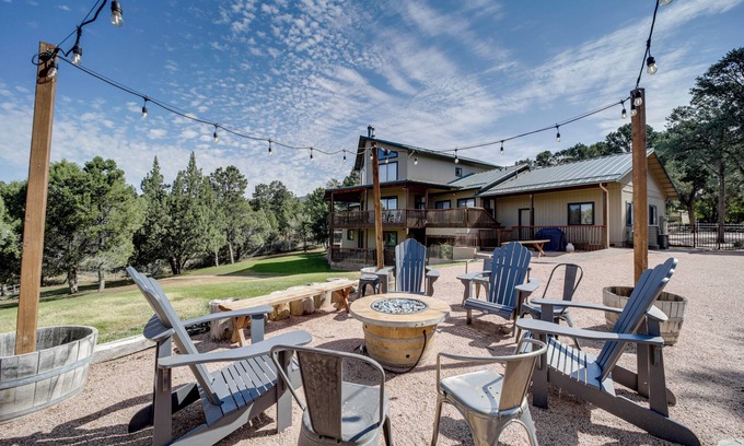 Star Valley Cabine | Sauna, Deck & Fire Pit: 'Rocking Horse Ranch'