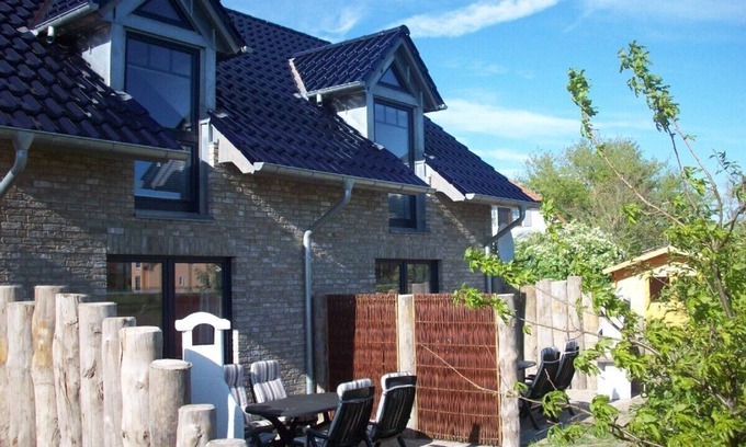 Fuhlendorf Maison | Sauna, cheminée, SKY TV, bain à remous, WiFi, vue sur le lac, près de la mer Baltique, LAST MINUTE