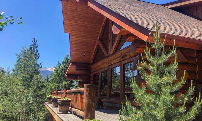 Ptarmigan Mountain Cabine | Sauna & Hot Tub: Mtn-View Retreat in Silverthorne!