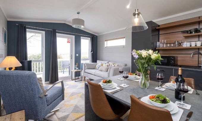 Leiston Maison | Savannah Lodge - Aldeburgh Coastal Cottages