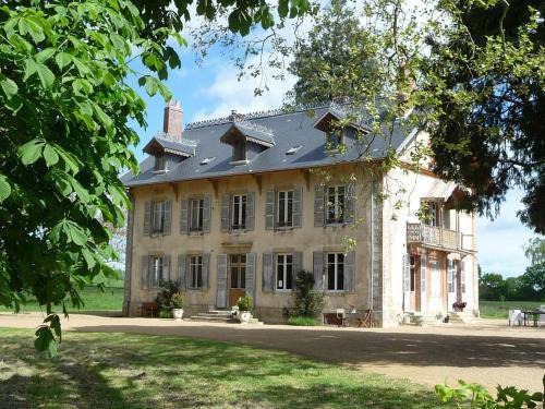 Saint-Saulge Maison | Savigny