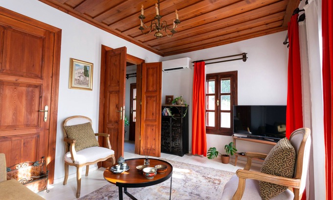 Ayvalik Maison | Sayılgan Guest House Ayvalık Greek House in the Center