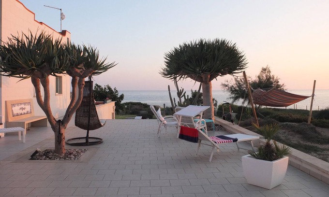Punta Braccetto Villa | Apartamento Scalambri + Anexo frente al mar
