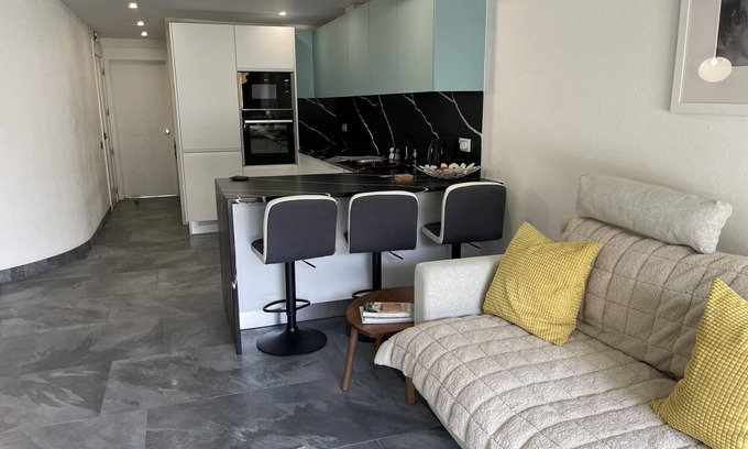 Quinta do Lago Appartement | Scarlet's Place - Spacious 1 bed Quinta Do lago