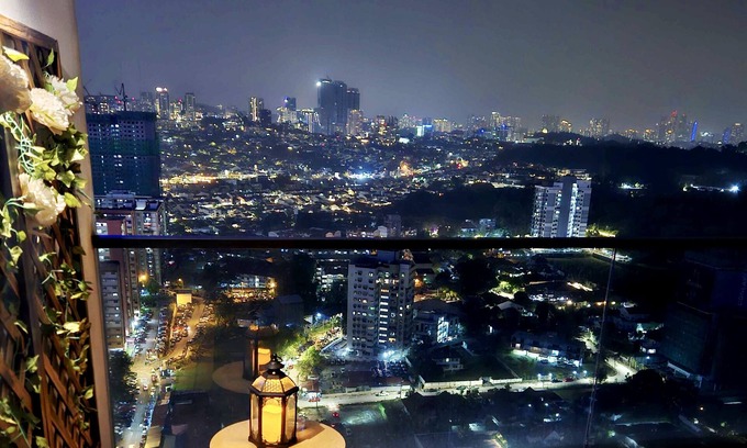 Brickfields Copropriété | Scenic Balcony Suite @ EST Bangsar with Amazing Night View Perfect for Couples