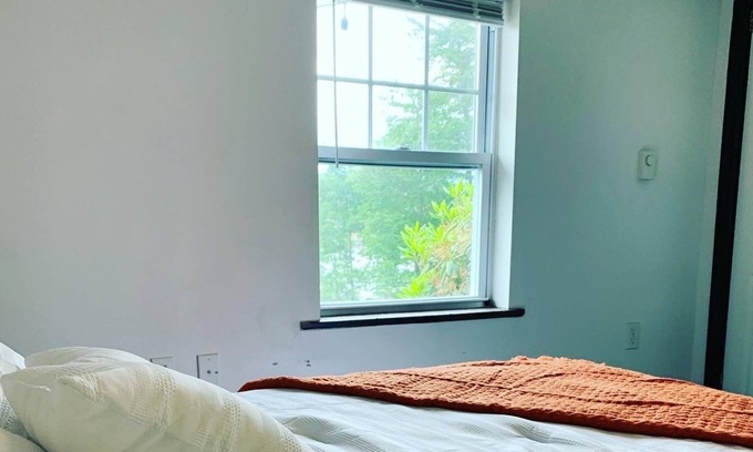 Harveys Lake Maison | Scenic cabin w/ lakeview & swim