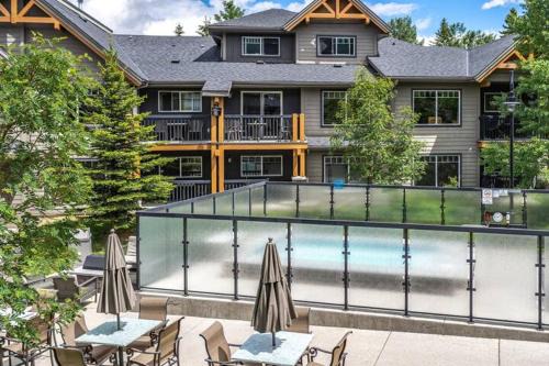 Copperstone Resort Appartement | Scenic Canmore Escape, Banff Pass Included