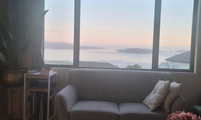 Newlands Maison | Scenic Haven: Warm, ethnic charm