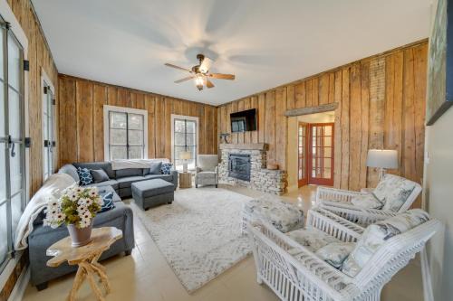 Loon Lake Maison | Scenic Loon Lake Adventure Retreat with Dock!