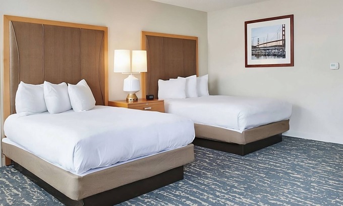 Berkeley Hôtel | Scenic Views and Modern Comforts! 4 Relaxing Units, Near Aquarium of the Bay