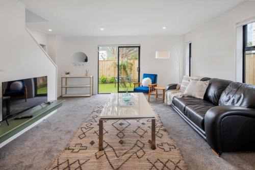 Trentham Maison | Scenic Views from our 2-BR Trentham Hideaway