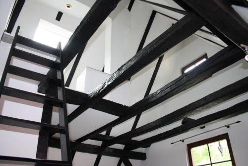 Mainz-Bingen Appartement | Schöne Ferienwohnung Altes Gebälk Fachwerkhaus