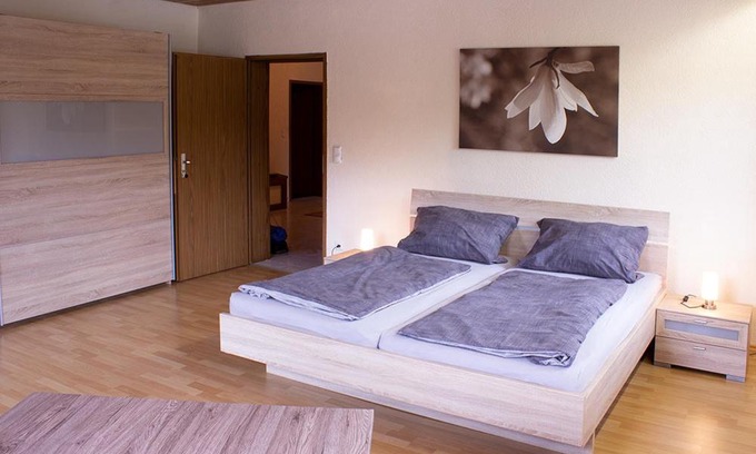 Schmidmuhlen Appartement | Schöne Ferienwohnung mit großer Terrasse.