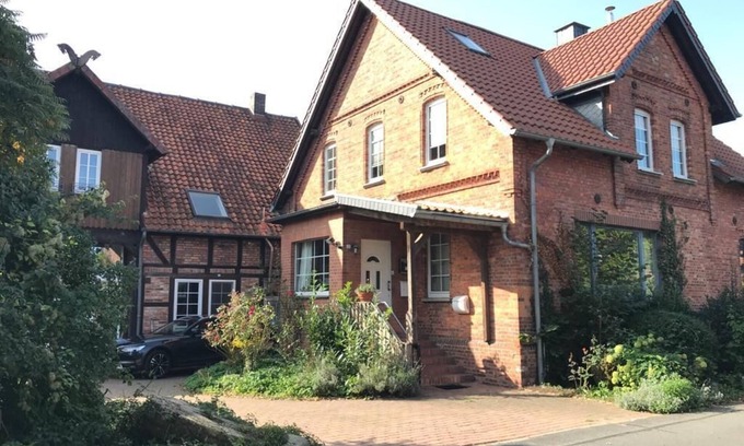 Immensen Appartement | Schöne Renovierte 135 m² Ferienwohnung in Perfekter Lage für Einen Tollen Urlaub